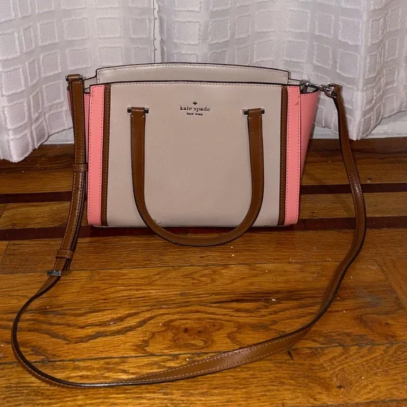 Kate Spade Crossbody Bag - Picture 2 of 5